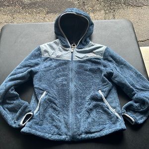 Woman’s The North Face zip up
